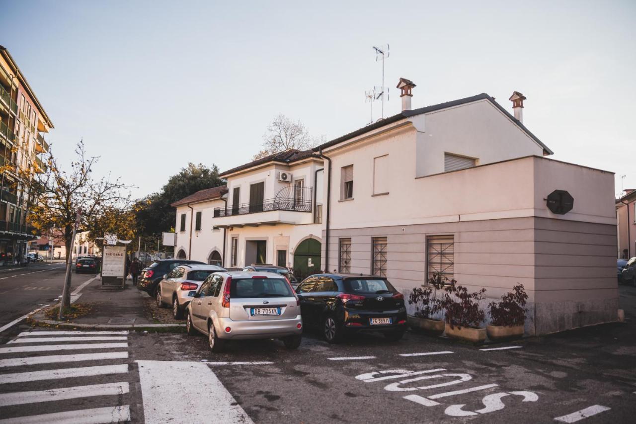 Apartamento Grey House Pavia Con Box Privato Exterior foto